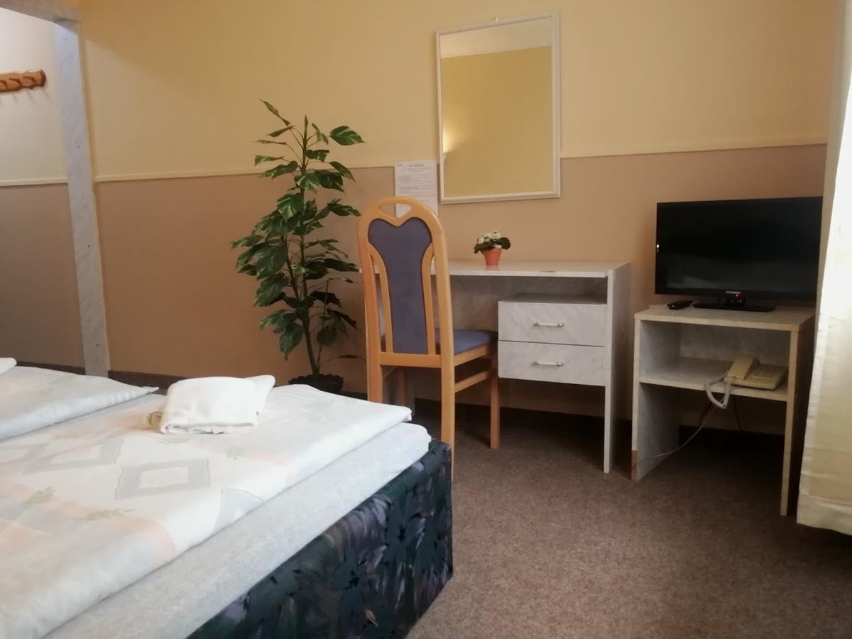 Hotel Wertheim Πράγα Εξωτερικό φωτογραφία