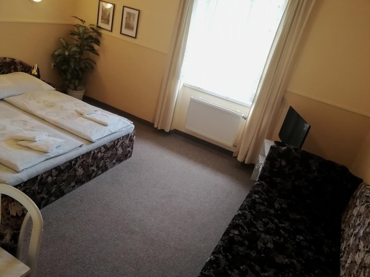 Hotel Wertheim Πράγα Εξωτερικό φωτογραφία