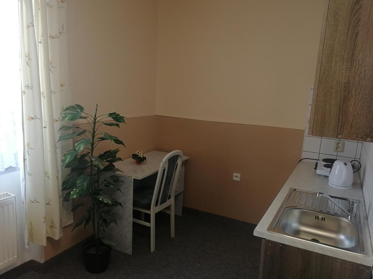 Hotel Wertheim Πράγα Εξωτερικό φωτογραφία